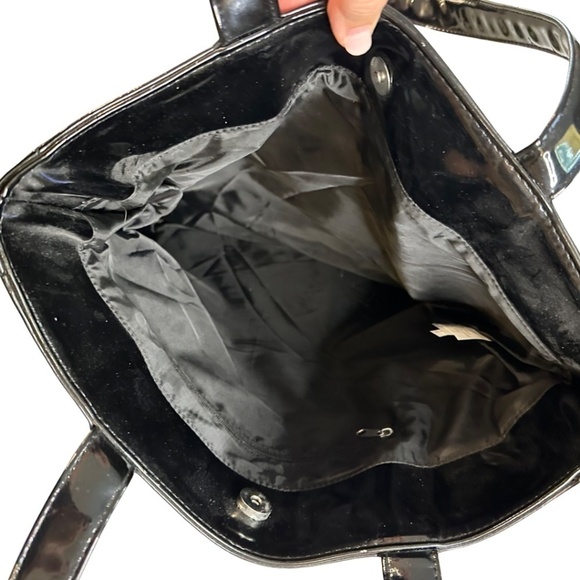 Disney Mickey patent vinyl and canvas tote - Picture 5 of 7